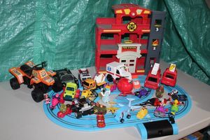lot 303 image: Car Track and vehicles