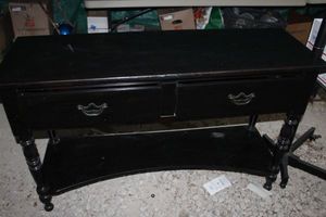lot 316 image: Sofa table with 3 Drawers and Shelf