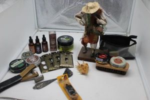 lot 22 image: Mens Products