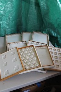 lot 331 image: Jewelery Boards