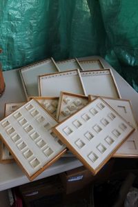 lot 333 image: Jewelery Boards