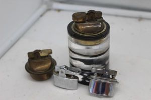 lot 343 image: Vintage Lighter and parts