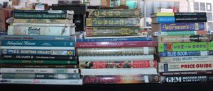 lot 362 image: Large Quantity of pricing books for collectables and vintage items