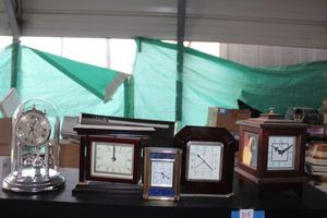 lot 392 image: Clocks