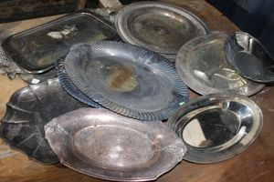 lot 407 image: Silverplate platters and more