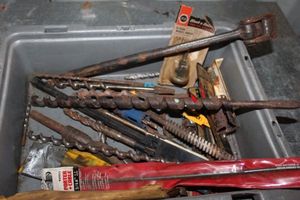 lot 78 image: Variety of Large and Small Drill Bits
