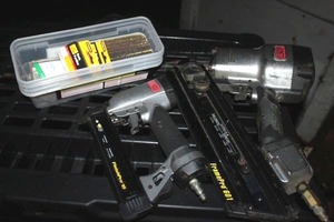 lot 11 image: Set of Senco Nail Guns, The Frame pro and Finish Pro, includes some Nails as shown