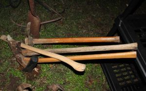 lot 68 image: Long Handled Tools And Tool Heads as Shown