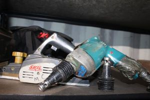 lot 146 image: Skil Electric Planer and Milwaukee Drywall Screw Gun