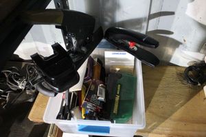 lot 101 image: Variety of Office Supplies ... See Photos