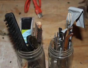 lot 170 image: Large Variety and sizes of Tweezer Pinchers and wire Brushes