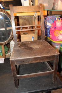 lot 260 image: Vintage Wooden Chair, Needs Restored, sturde