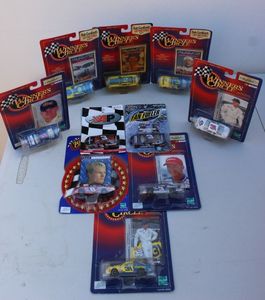 lot 32 image: Collectable Nascar CarsHot Wheels