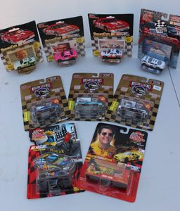 lot 36 image: Nascar Collectables