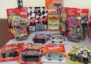 lot 58 image: Collectable Nascar Cars