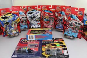 lot 56 image: Collectable nascar cars