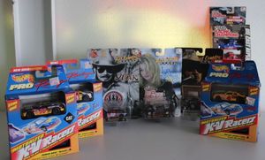 lot 61 image: Collectable KV Racers and more