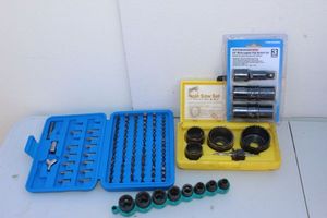 lot 82 image: Hole Saw Set, Pittsburgh 12 Drive Lugnut Flip Socket Set (3pc) unused, Bit Set