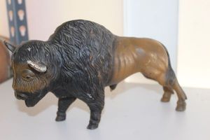 lot 54 image: Vintage Cast Iron Buffalo Coin Bank
