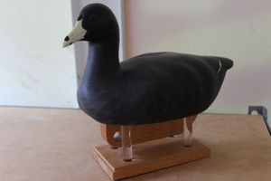 lot 106 image: Hand Carved Duck Decoy