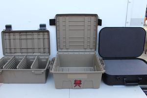 lot 112 image: Amo Cases and Doskocil Customizable Case