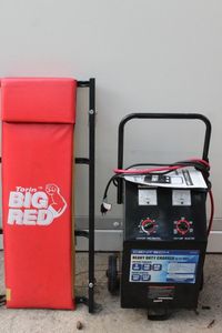 lot 186 image: Big Red Creeper and Contech Heavy duty Charger