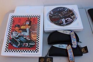 lot 200 image: Nascar Collectors Items