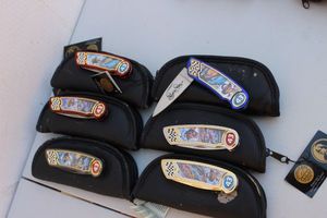 lot 207 image: Franklin Mint Collectors Nascar Knives
