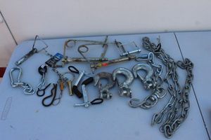 lot 297 image: Chains, Trailer pins, and more