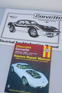 lot 15 image: Hayes Corvette Repair Manual and 1978 Corvette Electrical Troubleshooting manual