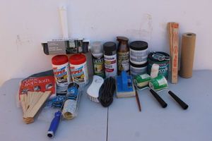 lot 315 image: Paint and Painting supplies