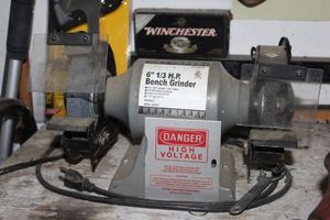 lot 345 image: Bench Grinder