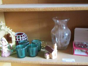 lot 35 image: candle holders- vase- home dcor