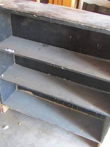 lot 59 image: 4 tier book shelf