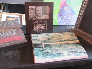 lot 101 image: wall art - home dcor