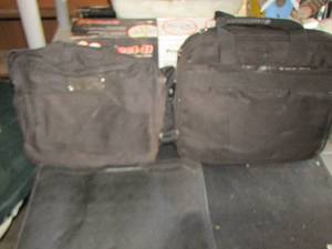 lot 115 image: various computer bags