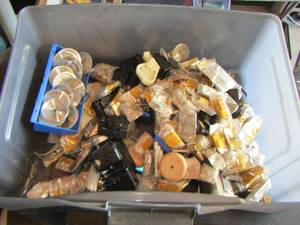 lot 120 image: A tub of surprises