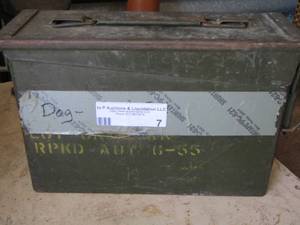lot 7 image: AMMO BOX