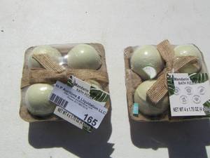 lot 165 image: new packs of bath bombs qty 2 pack 4 per pack