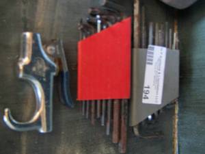 lot 194 image: Allen wrenches and air hose nozzle
