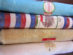 lot 201 image: decorative mesh qty 4 rolls unopened