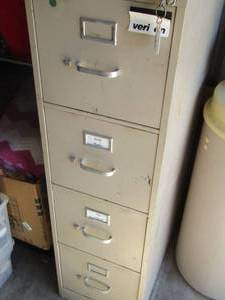 lot 217 image: 4 drawer filing cabinet with key