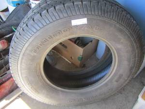 lot 232 image: Uniroyal size p24575r16 109s tire