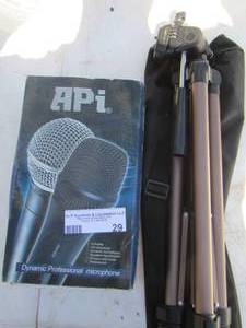 lot 29 image: microphone, tripod