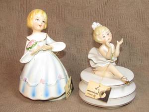 lot 147 image: Schmid Ceramic Lady music boxes