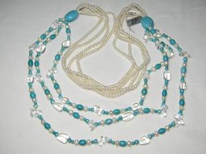 lot 161 image: Turquoise stone necklace CGI China