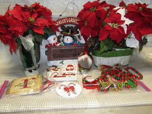 lot 193 image: Assorted Christmas Decorations