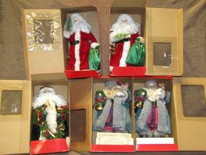 lot 217 image: Brinns 1990 Santa dolls