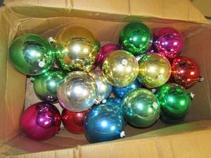 lot 237 image: Lg. plastic Christmas ornaments 4-6 in diameter
