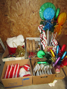lot 256 image: Assorted Lg Christmas decorations, lollipops, candy canes, etc
